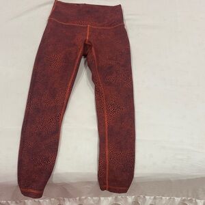 Crackle Gaze Vintage Lululemon leggings size 4